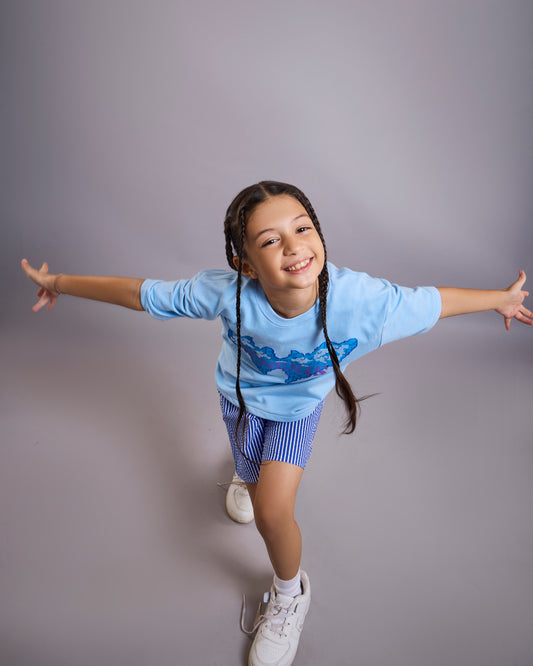 Genesis Butterfly – Sky Blue Kids’ T-Shirt